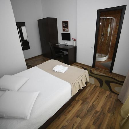 Pensiunea Zbor Cluj-Napoca Ngoại thất bức ảnh