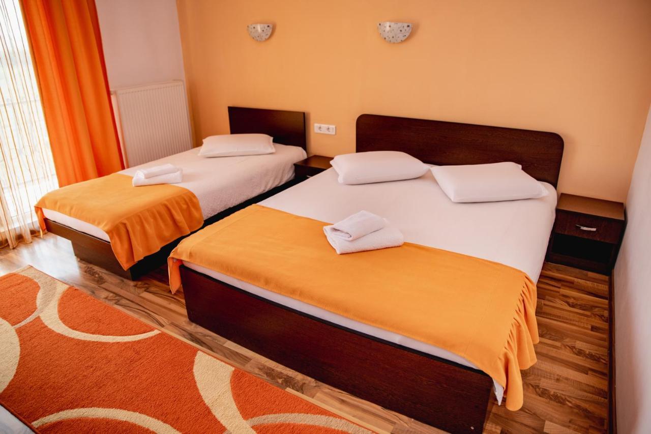 Pensiunea Zbor Cluj-Napoca Ngoại thất bức ảnh