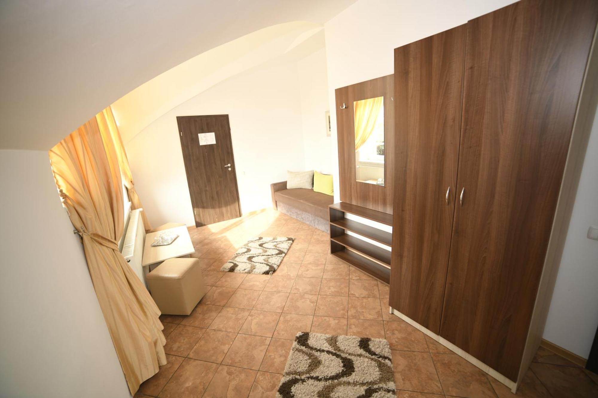 Pensiunea Zbor Cluj-Napoca Ngoại thất bức ảnh
